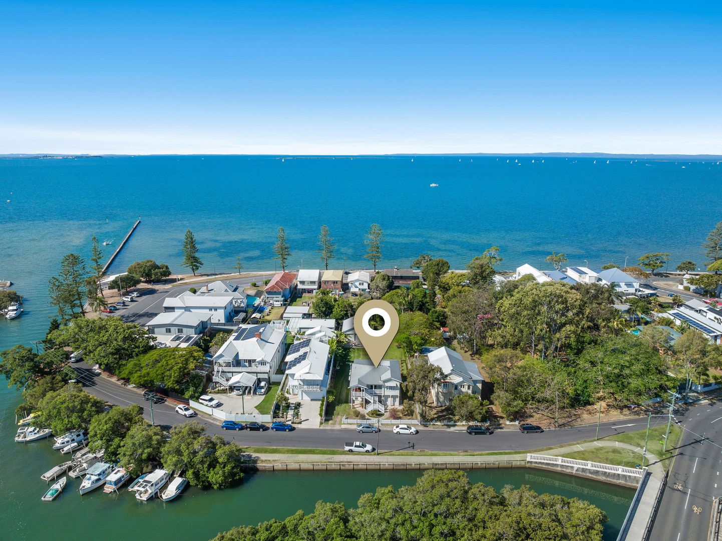 5 Waterloo Esplanade, Wynnum QLD 4178, Image 1