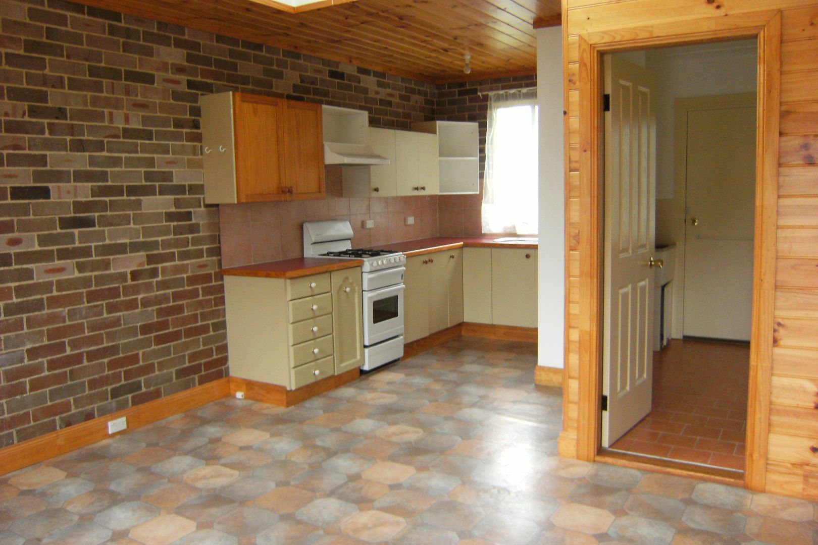 2/31 Bowral Road, Mittagong NSW 2575 Villa For Rent Domain