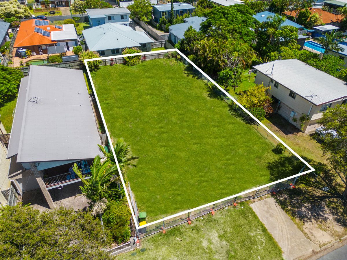 17 Grace Street, Scarborough QLD 4020, Image 2