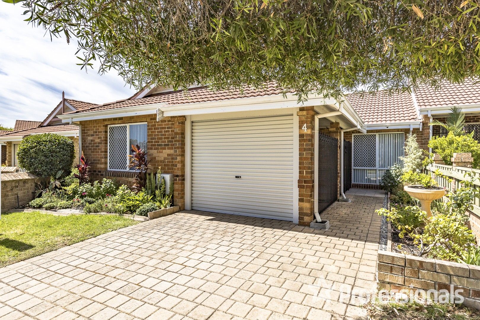 4/6 Fragrant Gardens, Mirrabooka WA 6061, Image 0