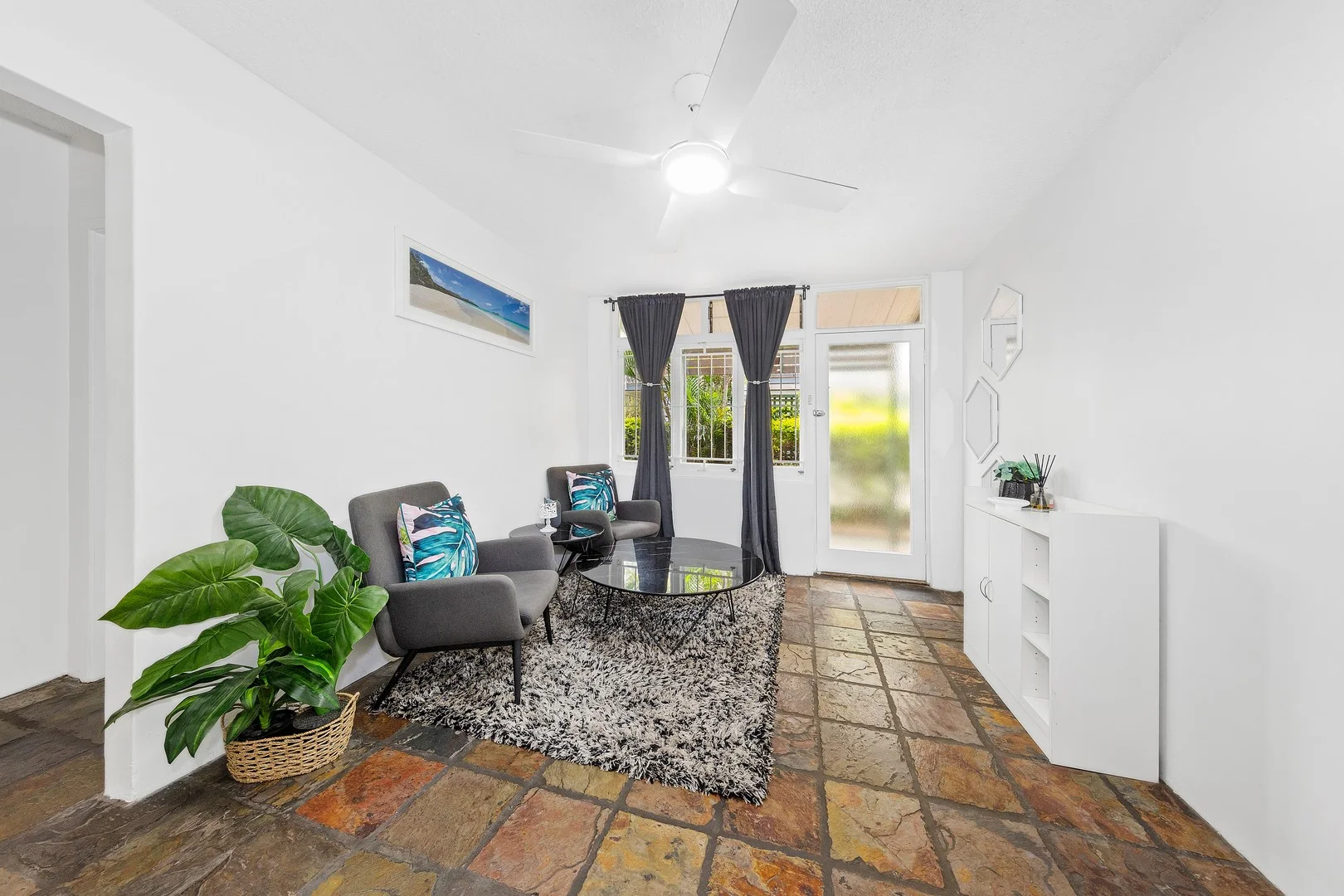 Primary image of 1/69 Chatsworth Road, Greenslopes QLD 4120