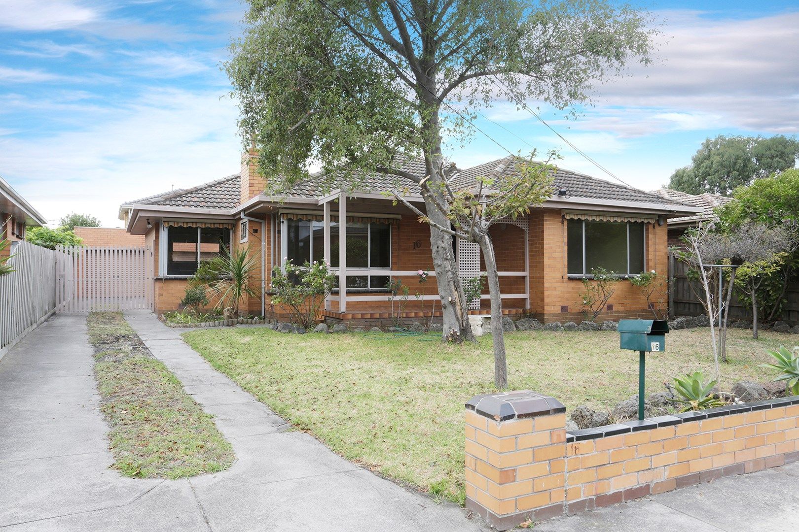 16 Columbia Street, Oakleigh South VIC 3167