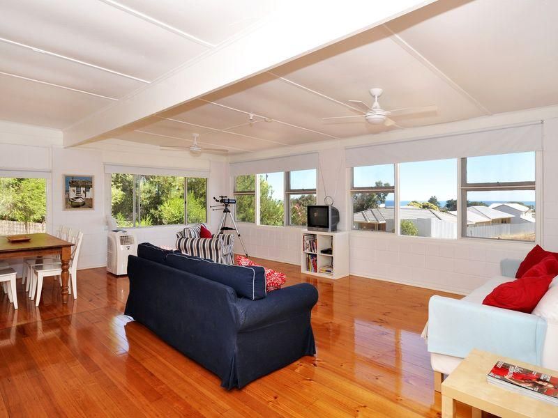 6 Robert Street, SELLICKS BEACH SA 5174, Image 1