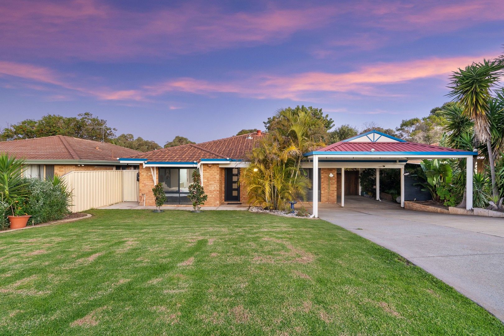 4 bedrooms House in 9 Larsson Walk CLARKSON WA, 6030