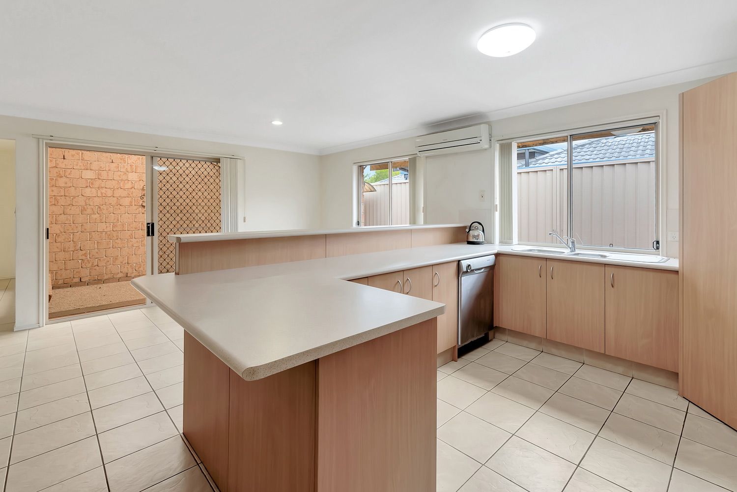 1/15 EUGENIA CCT, Robina QLD 4226, Image 1