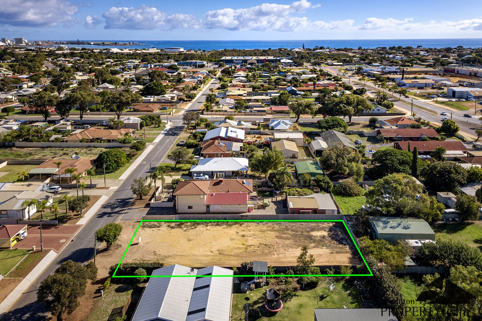 241 First Street, Wonthella WA 6530, Image 2