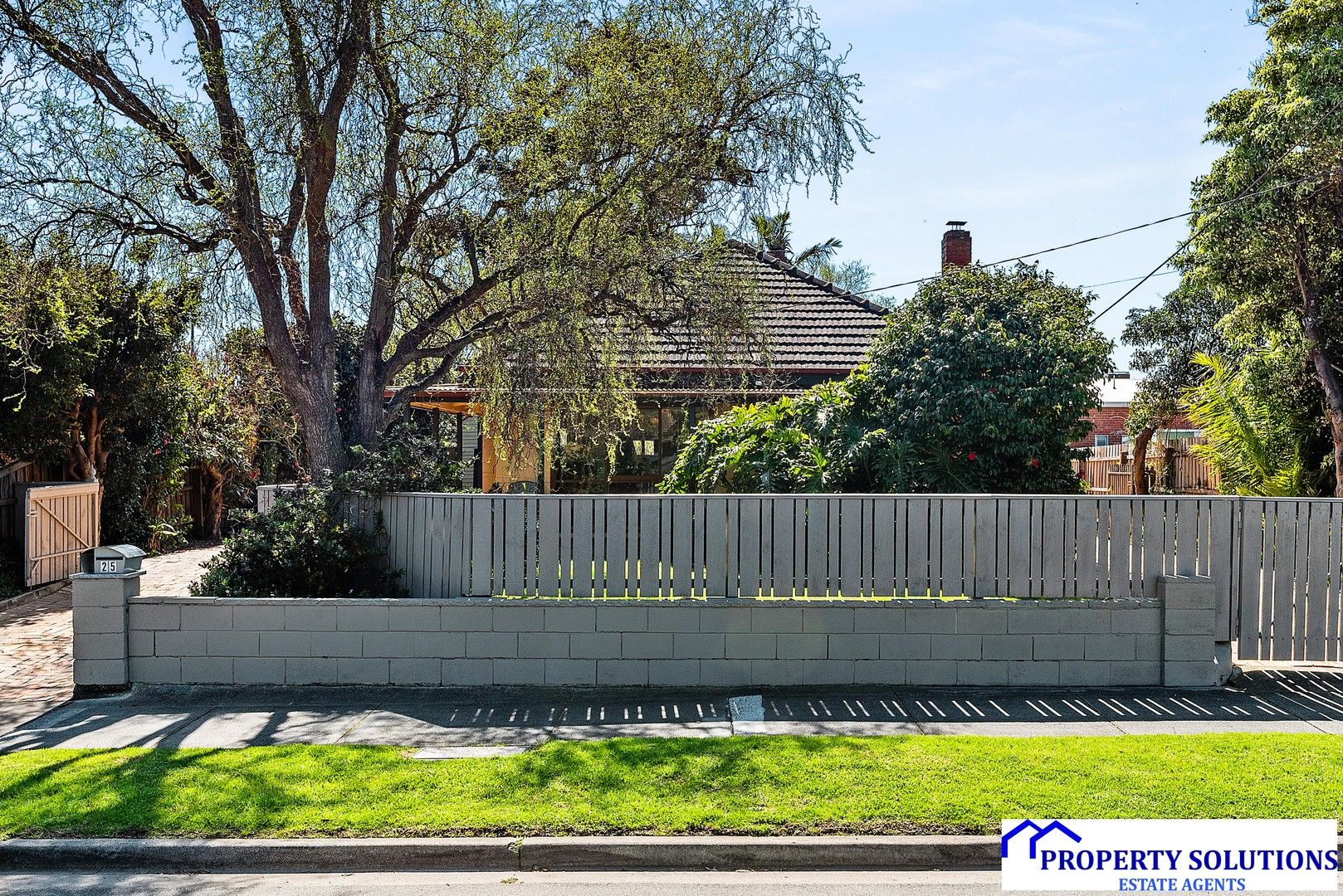 25 Mereweather Avenue, Frankston VIC 3199, Image 0