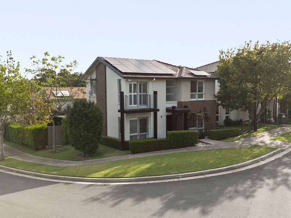 4 bedrooms House in 30 Lockheed Avenue MIDDLETON GRANGE NSW, 2171