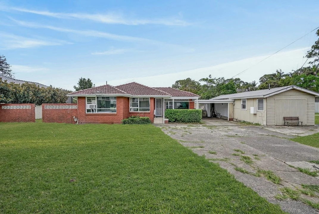 11 Bulli Road, Toongabbie NSW 2146