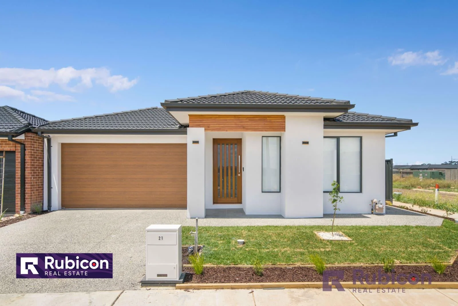 21 Buckingham Boulevard, Strathtulloh VIC 3338