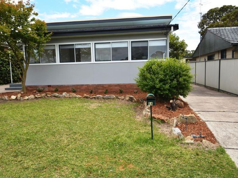 2 bedrooms House in 5a Melrose Ave GOROKAN NSW, 2263
