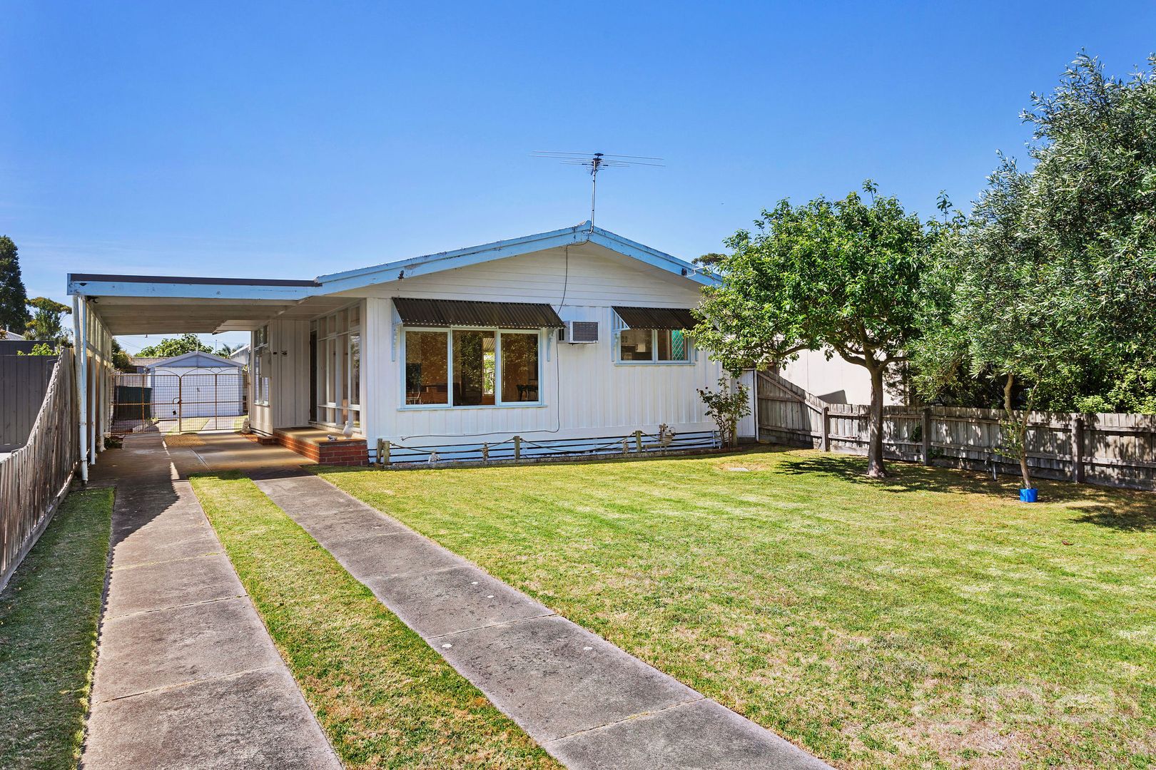 52 Alma Street, Tootgarook VIC 3941, Image 1