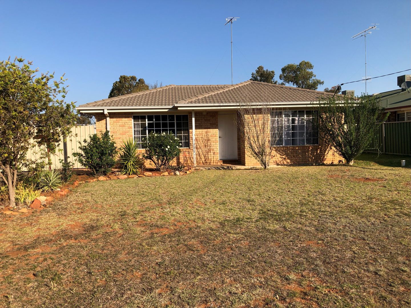 8 Rose Street, Hillston NSW 2675, Image 1