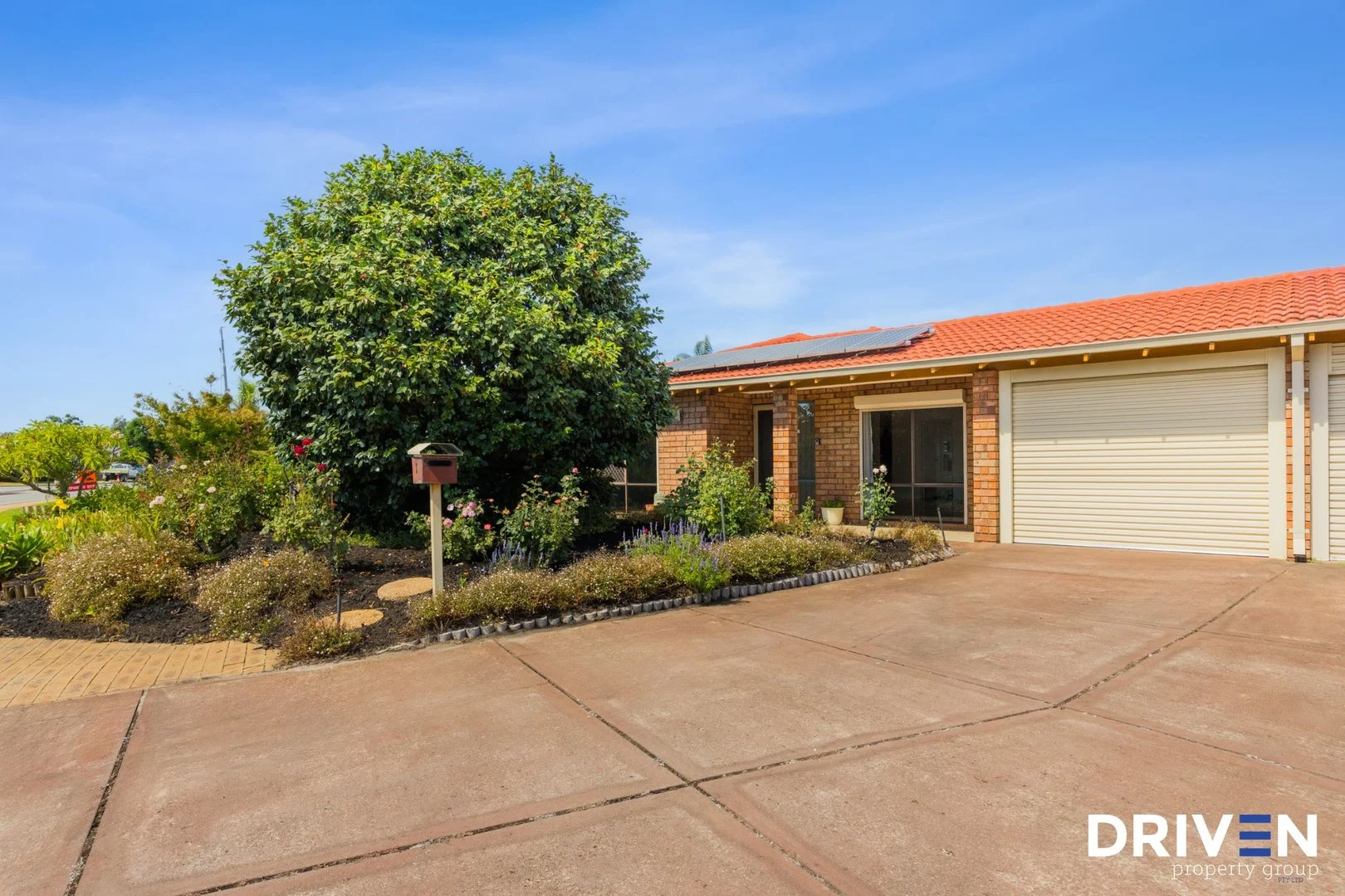 4A Gladstone Road, Leeming WA 6149 - House For Rent | Domain