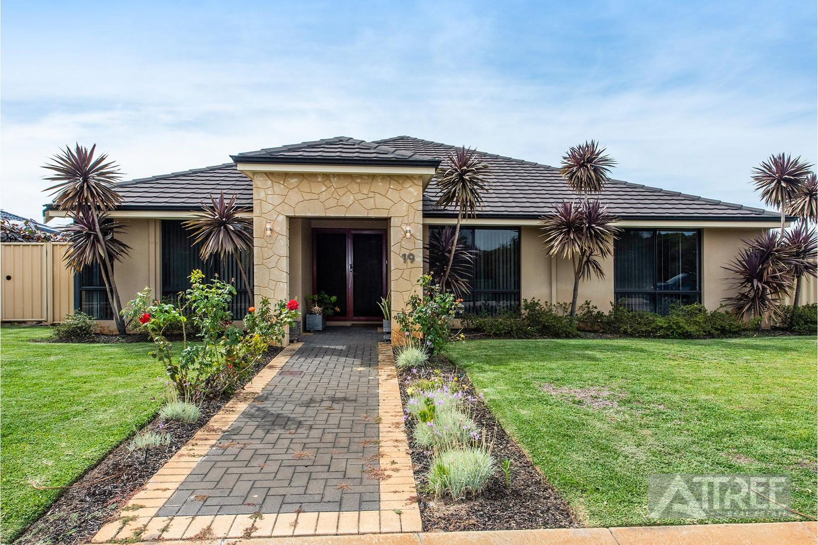 19 Patchouli Circle, Atwell WA 6164, Image 1