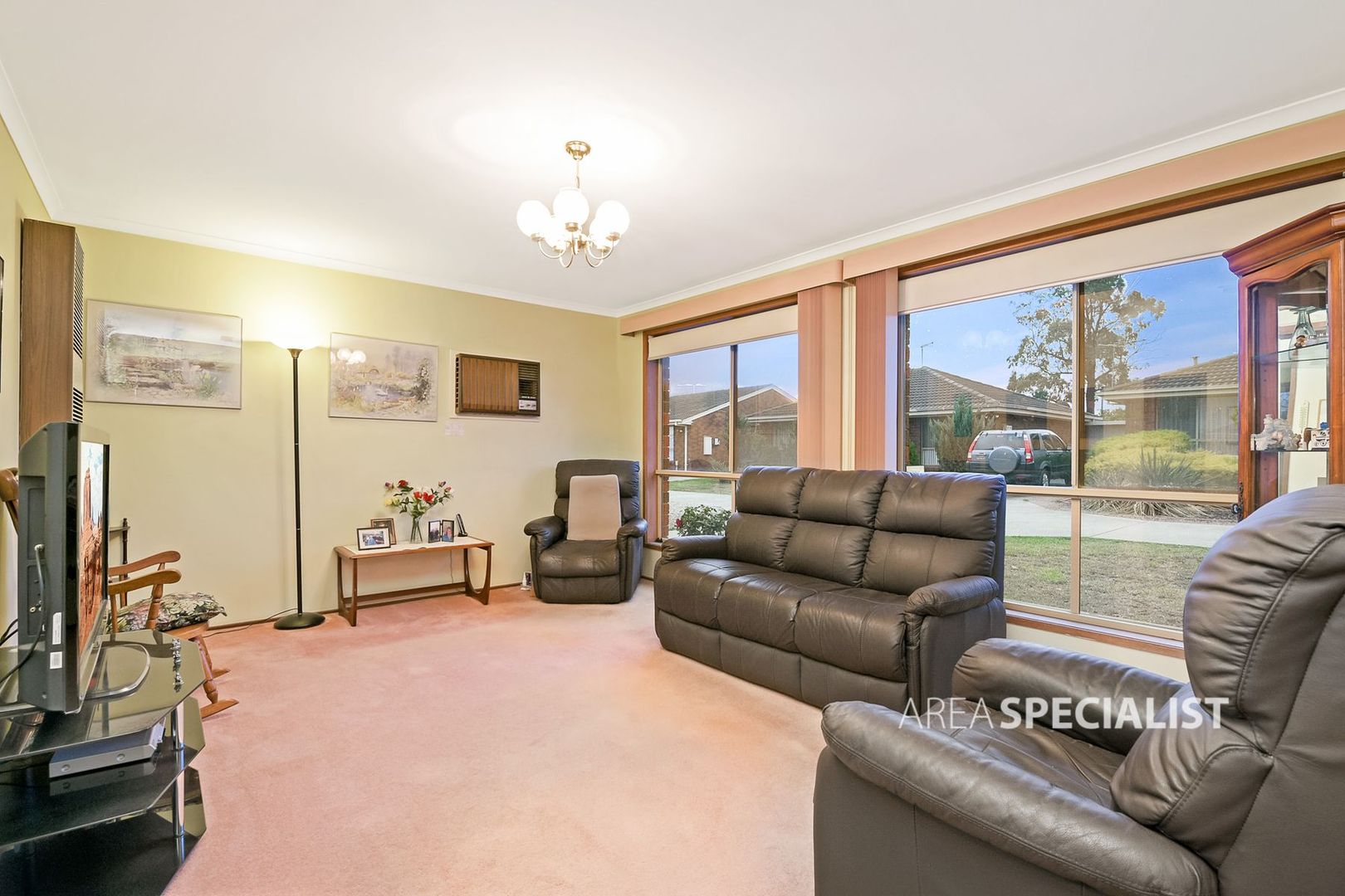 2/15 O'Neills Road, Melton VIC 3337, Image 2