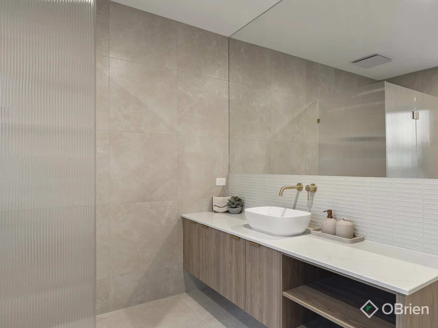 Additional image 17 of 24a Ti-Tree Grove, Mornington VIC 3931