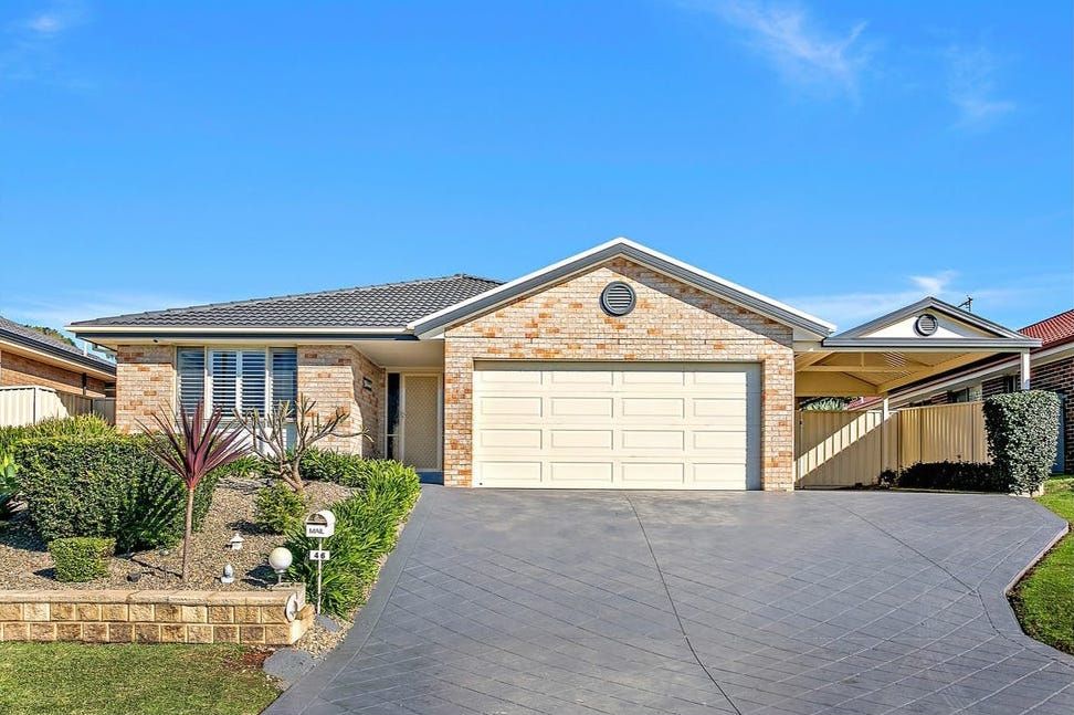 6 bedrooms House in 46 Hicks Terrace SHELL COVE NSW, 2529