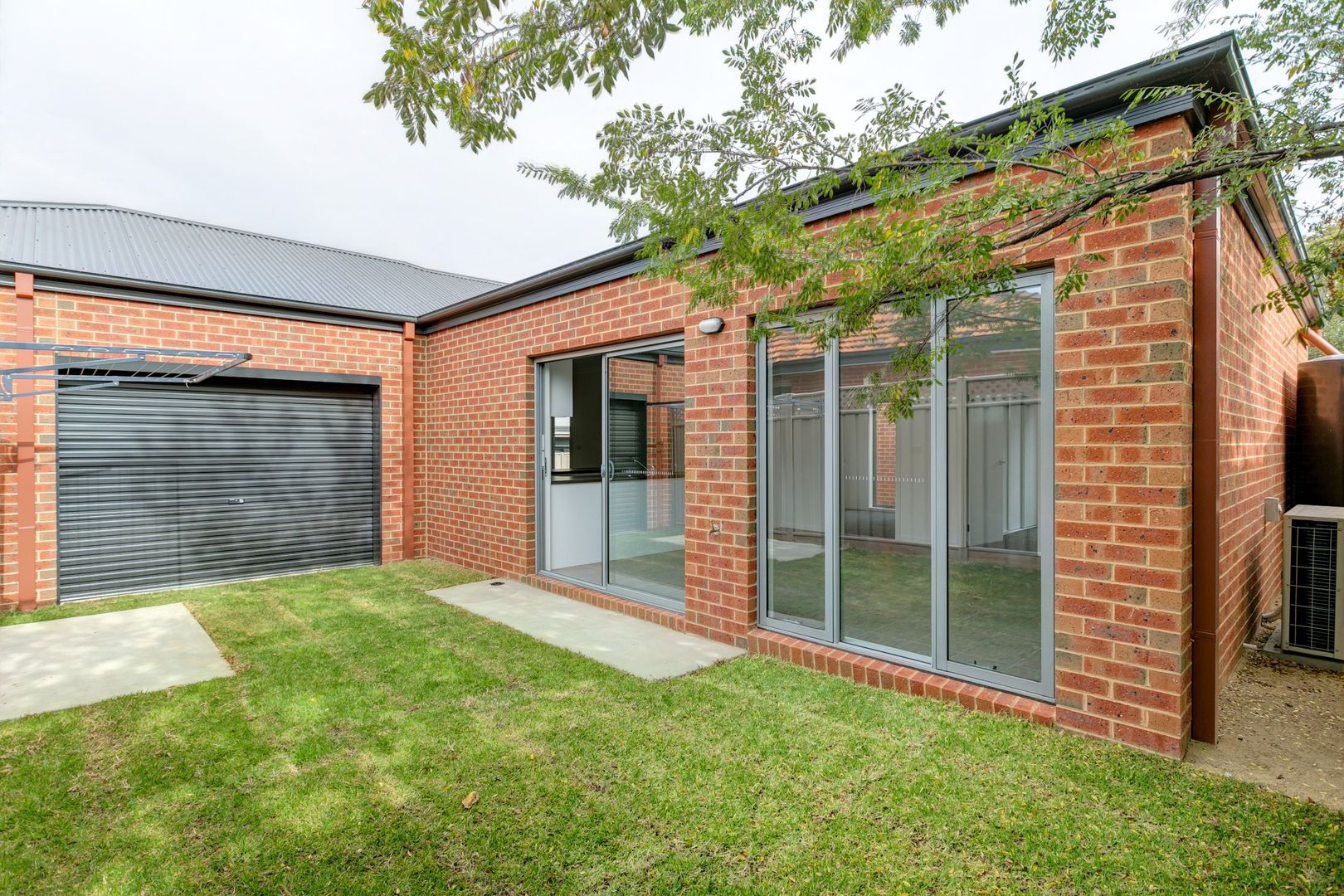 1/33A Booth Street, Golden Square VIC 3555, Image 1
