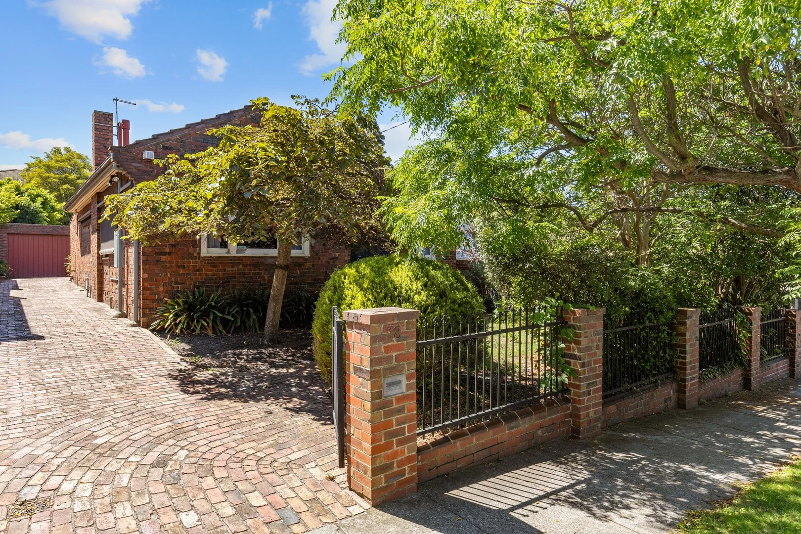 18 Saturn St, Caulfield South VIC 3162