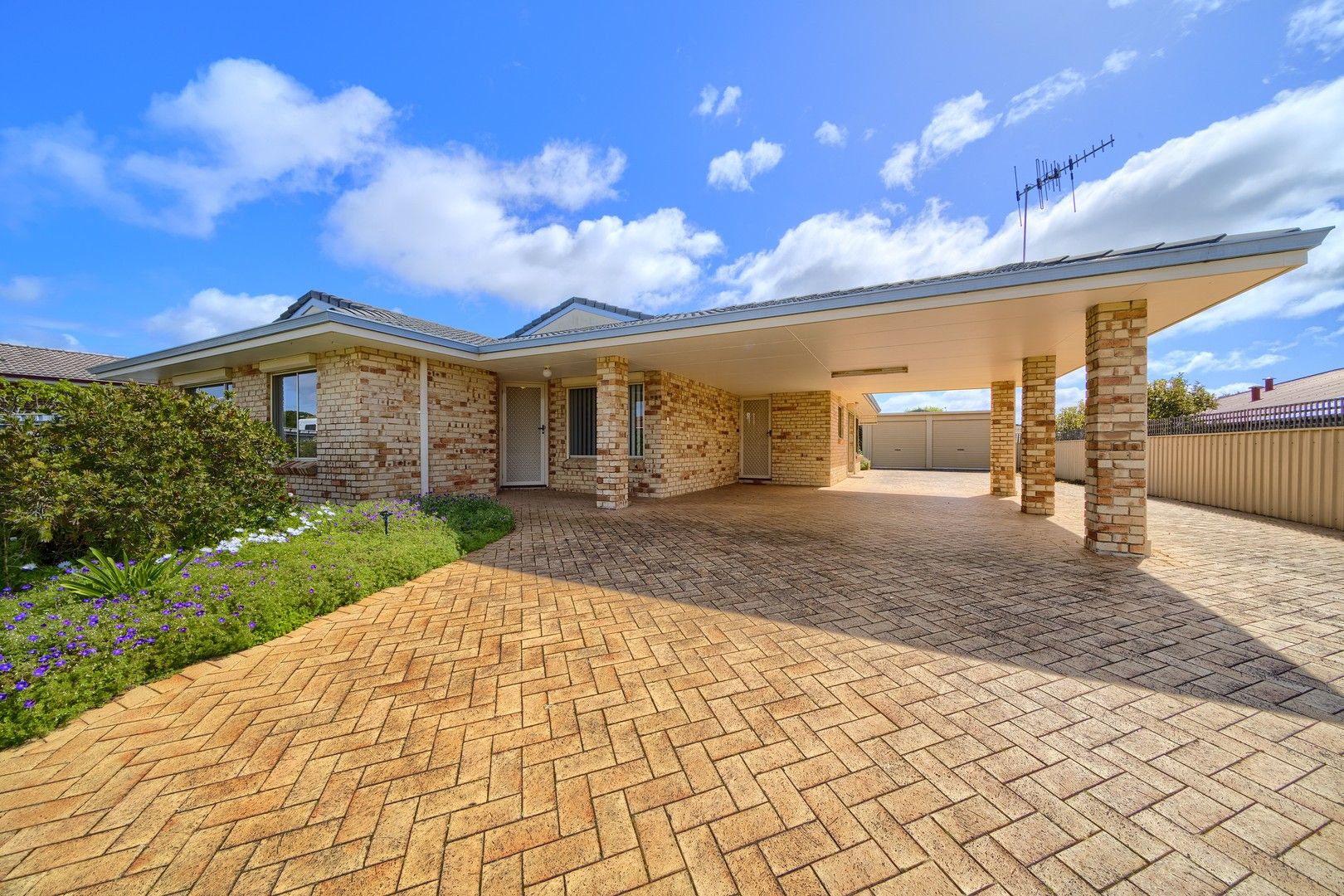 45 Susan Court, Yakamia WA 6330, Image 0