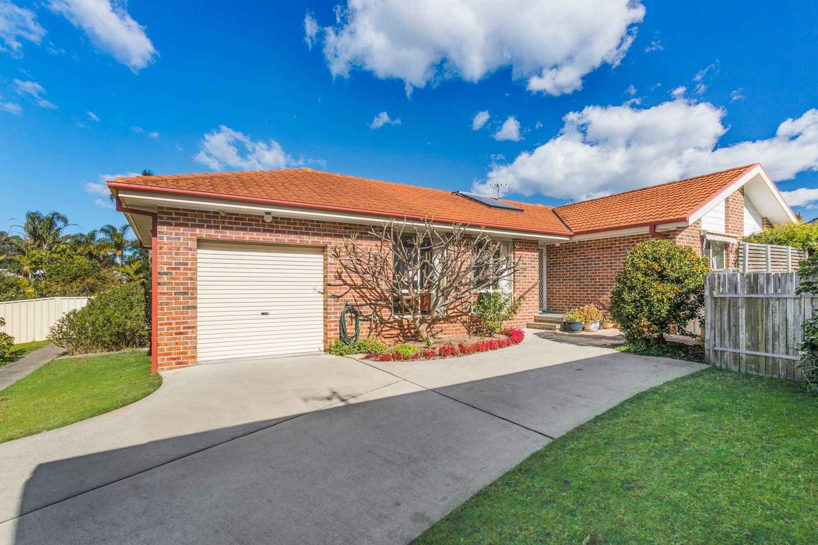 2/13 Marjorie Crescent, Batehaven NSW 2536, Image 0