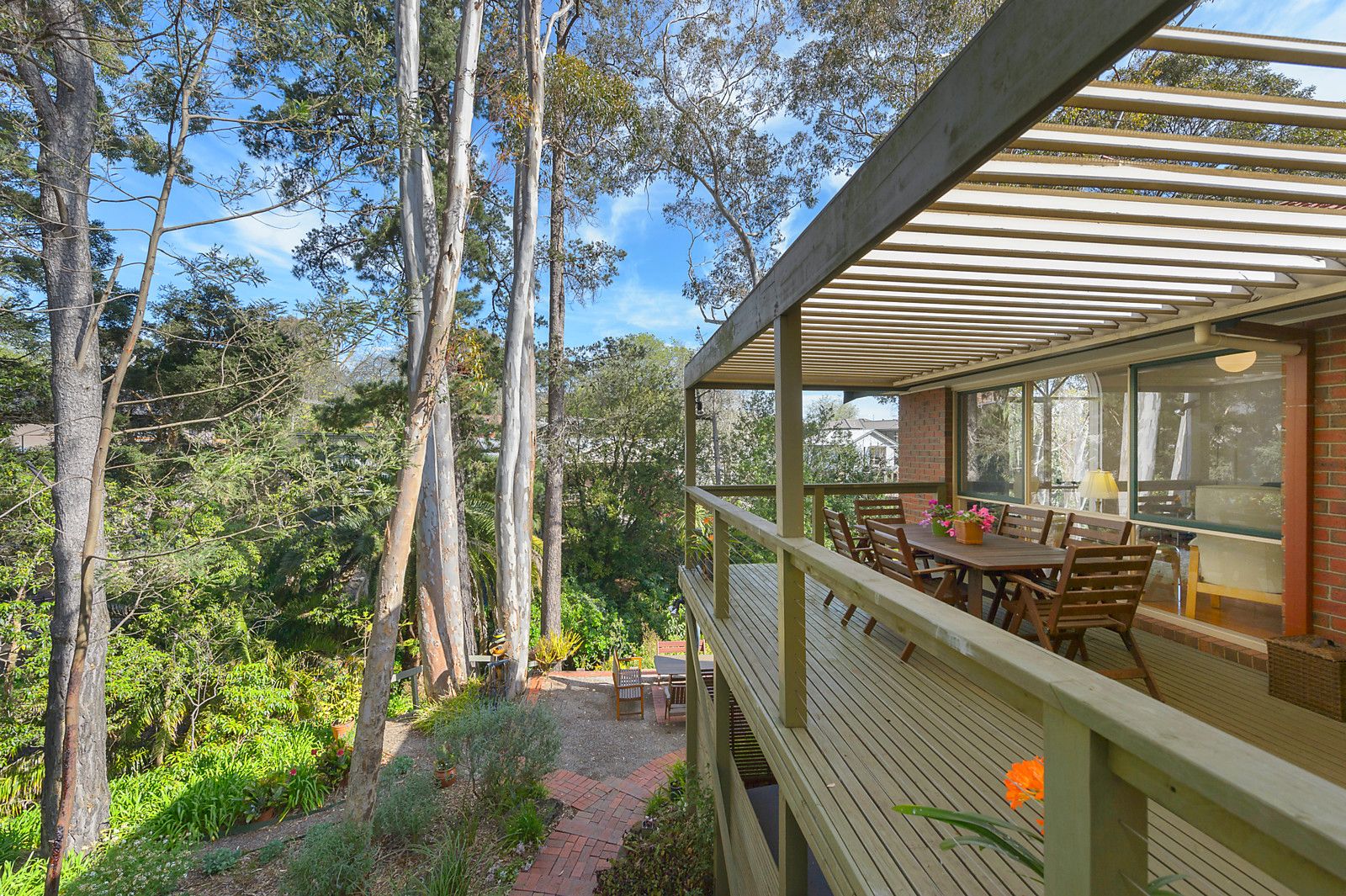 16 Varzin Avenue, Surrey Hills VIC 3127, Image 1