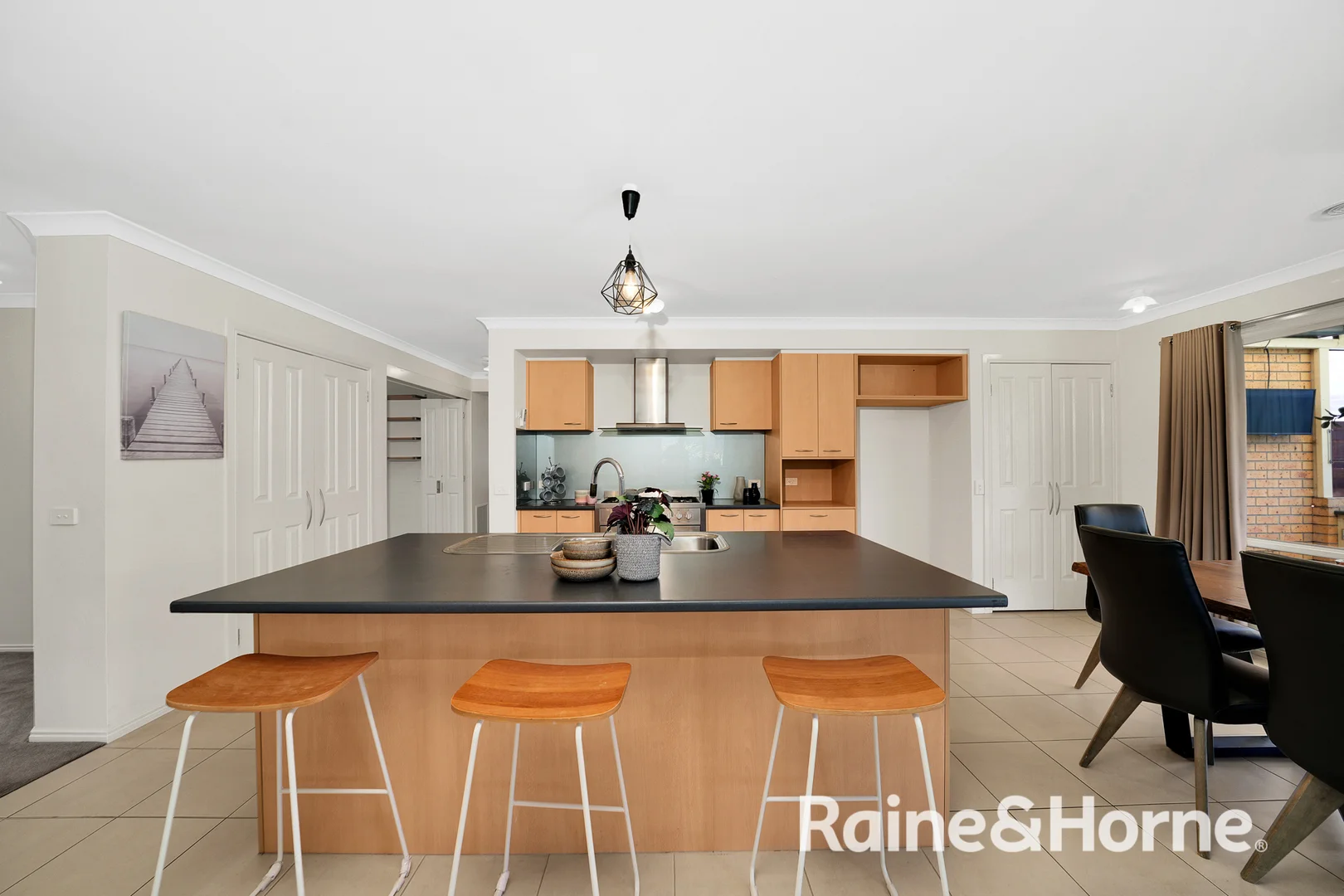 Additional image 4 of 19 Weavers Street, Manor Lakes VIC 3024