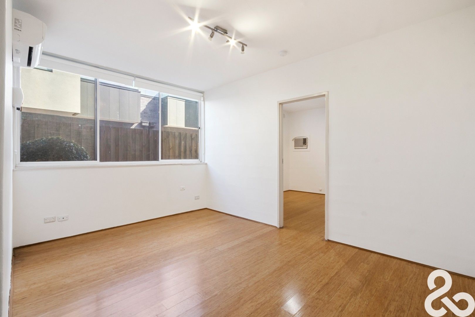 1 bedrooms Apartment / Unit / Flat in 11/247 Heidelberg Road NORTHCOTE VIC, 3070