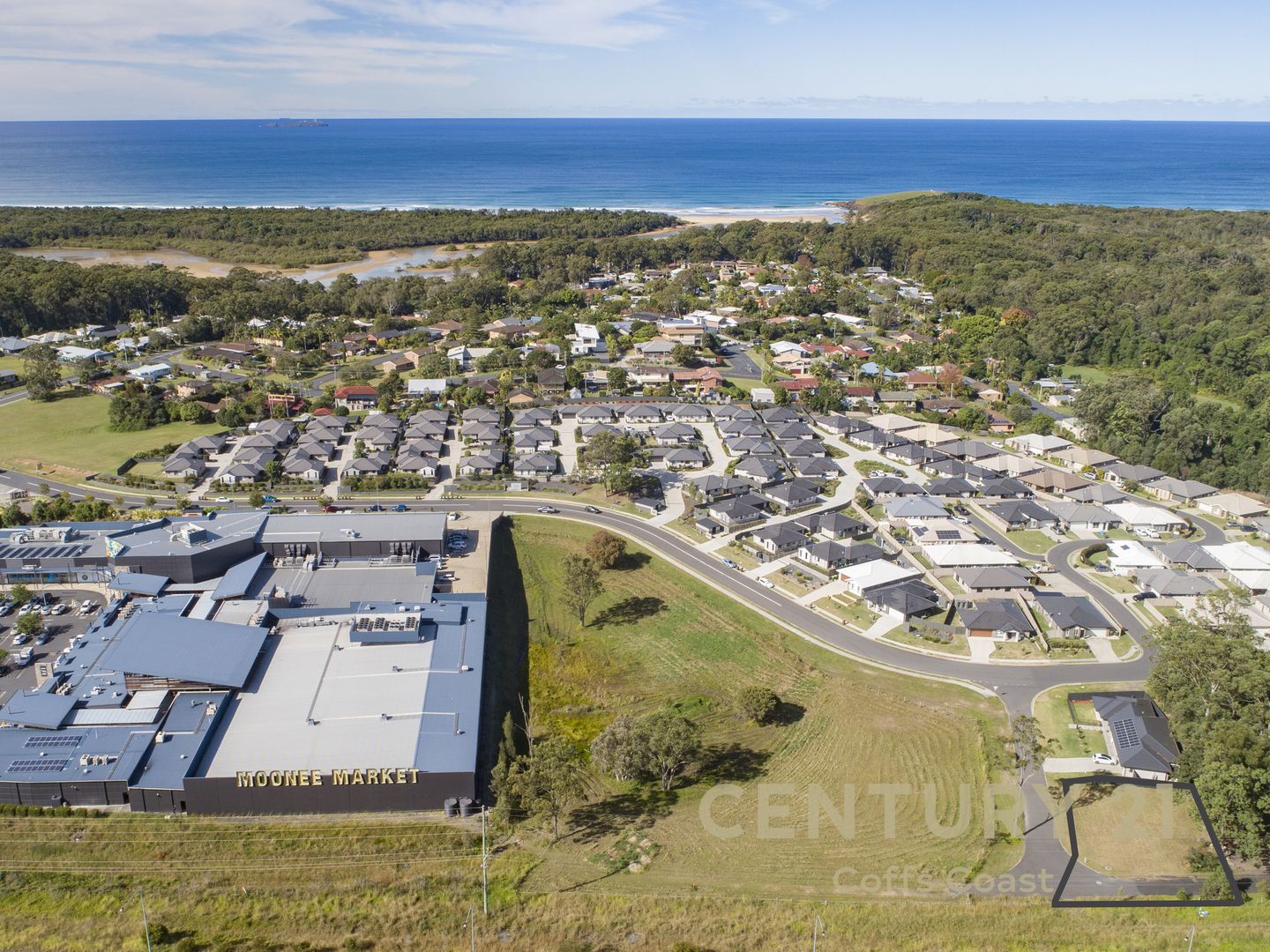 15 Sullivans Road, Moonee Beach Property History & Address Research