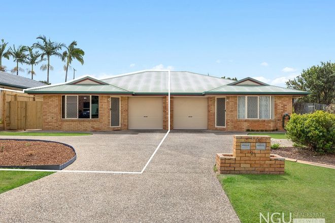 Picture of 1/21 Sunshine Crescent, BRASSALL QLD 4305