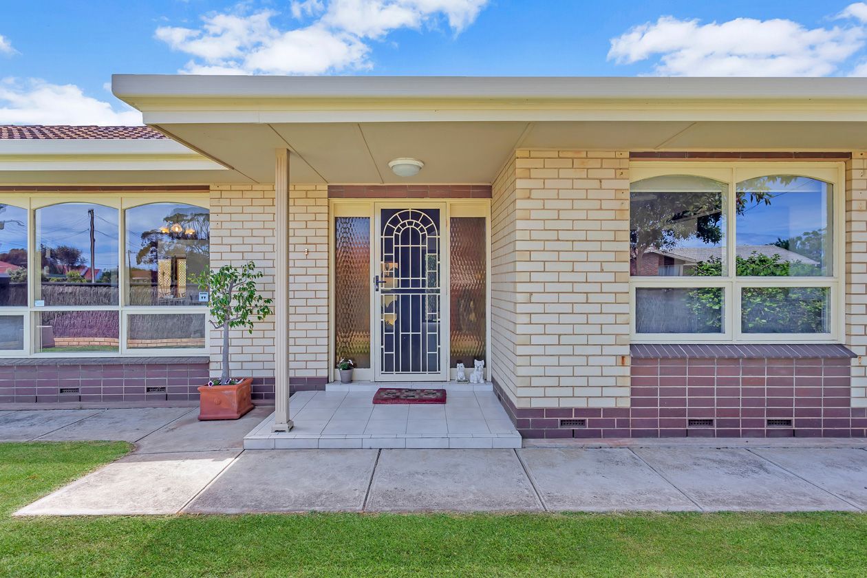 34 Southern Avenue, West Beach SA 5024, Image 2