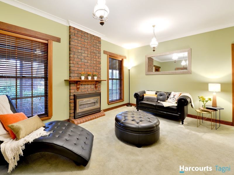 18 Daveys Road, Flagstaff Hill SA 5159, Image 1