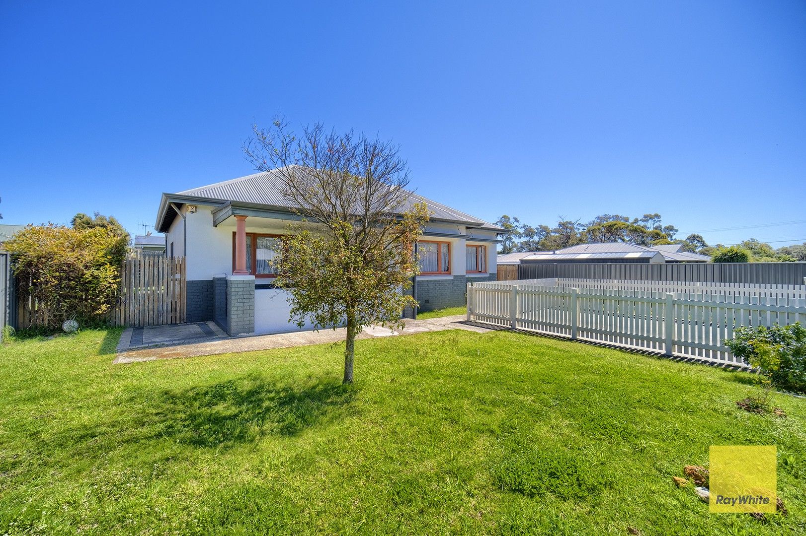 4 bedrooms House in 149 Mueller Street GLEDHOW WA, 6330