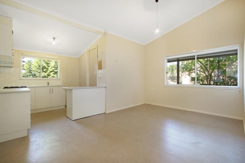 96 Kurrajong Crescent, West Albury NSW 2640, Image 1