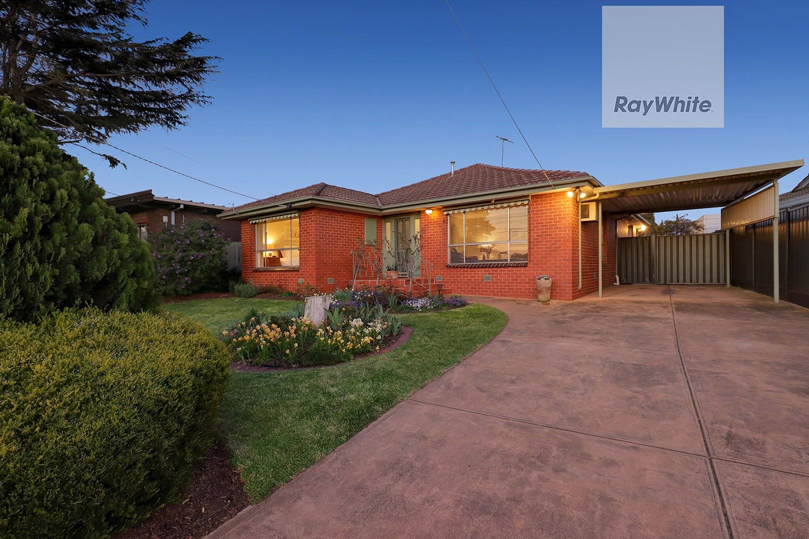 32 Coonamar Street, Tullamarine VIC 3043, Image 0