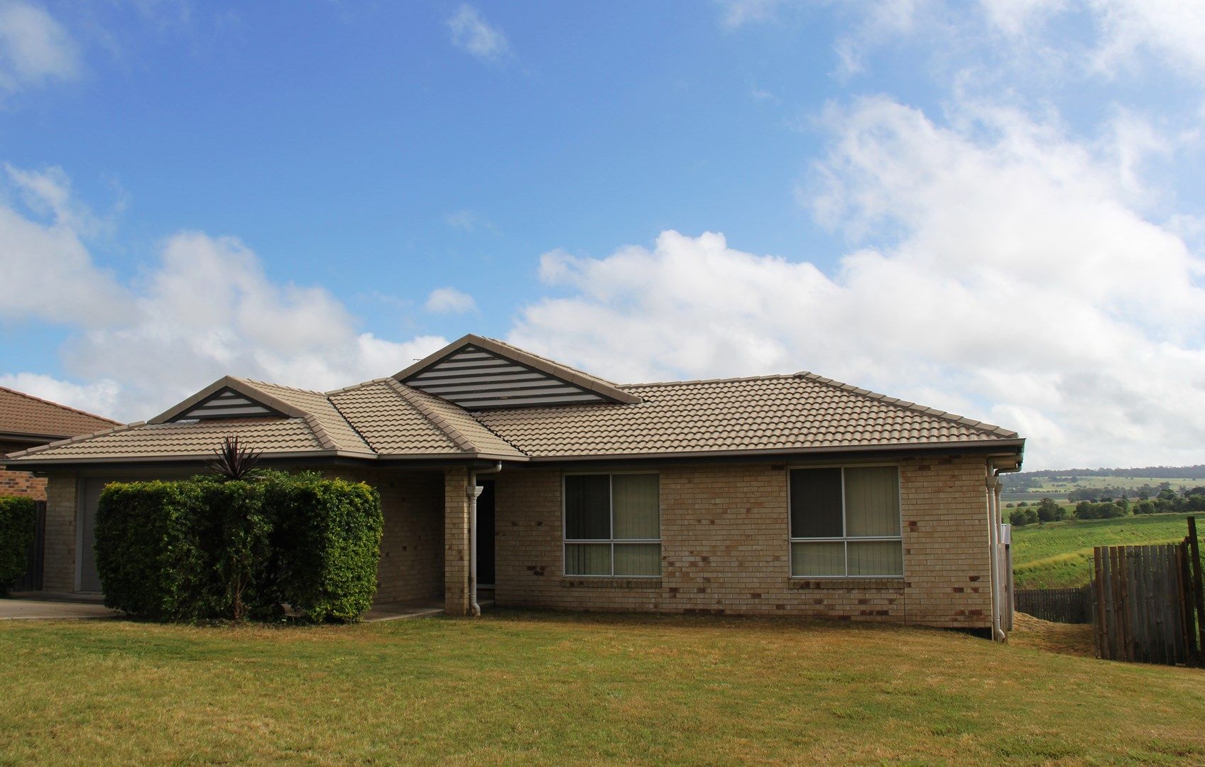 36 BANKSIA DRIVE, Kingaroy QLD 4610, Image 0