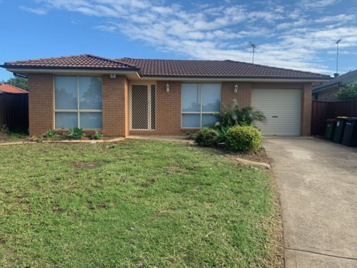 13 Robson Crescent, St Helens Park NSW 2560 House For Rent Domain