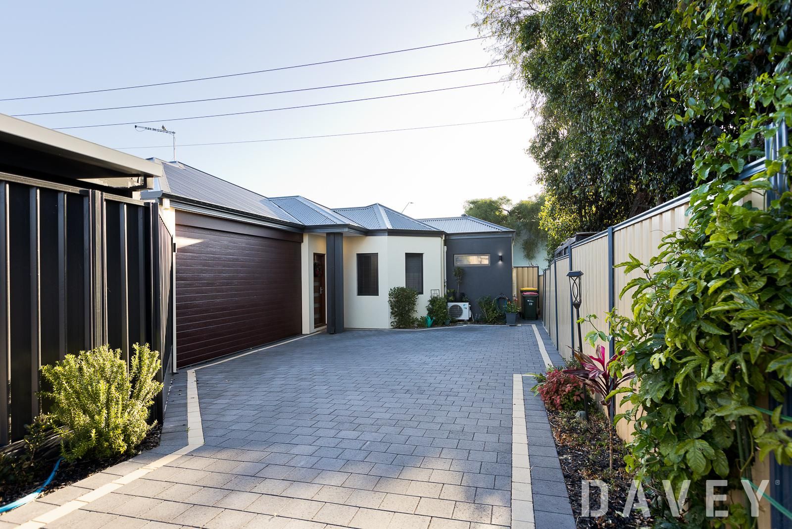 3 bedrooms House in 8A Panache Gardens JOONDALUP WA, 6027