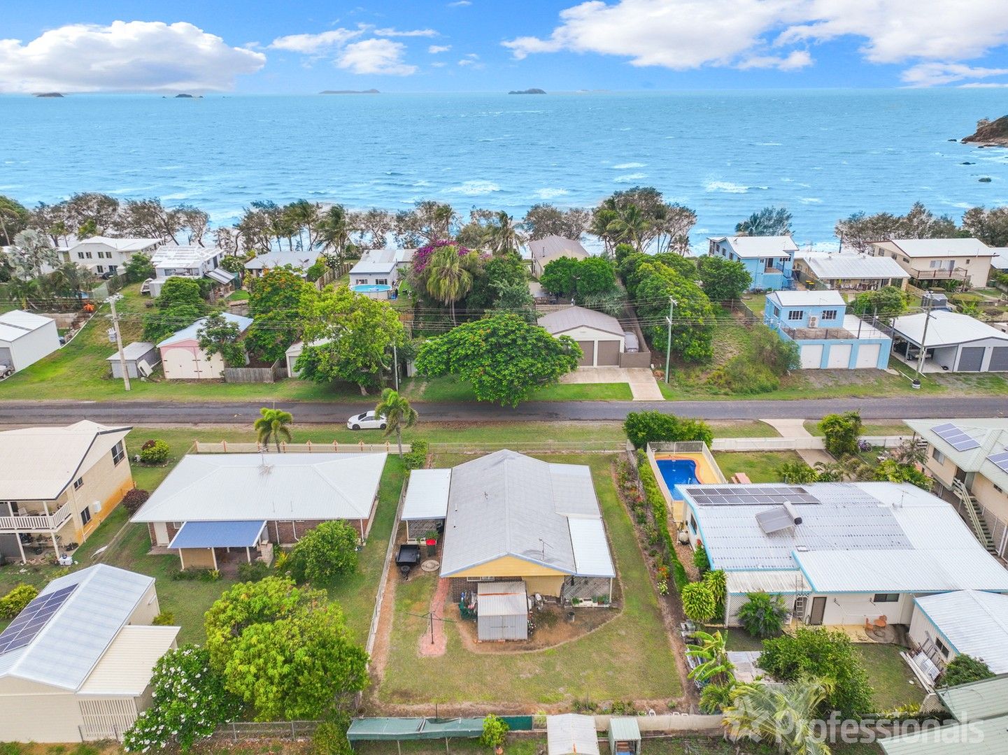 104 Limpus Avenue, Keppel Sands QLD 4702, Image 1