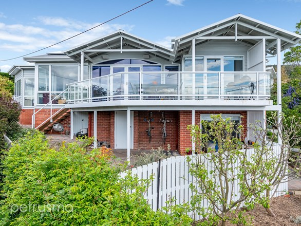 12 Longview Avenue, Sandy Bay TAS 7005