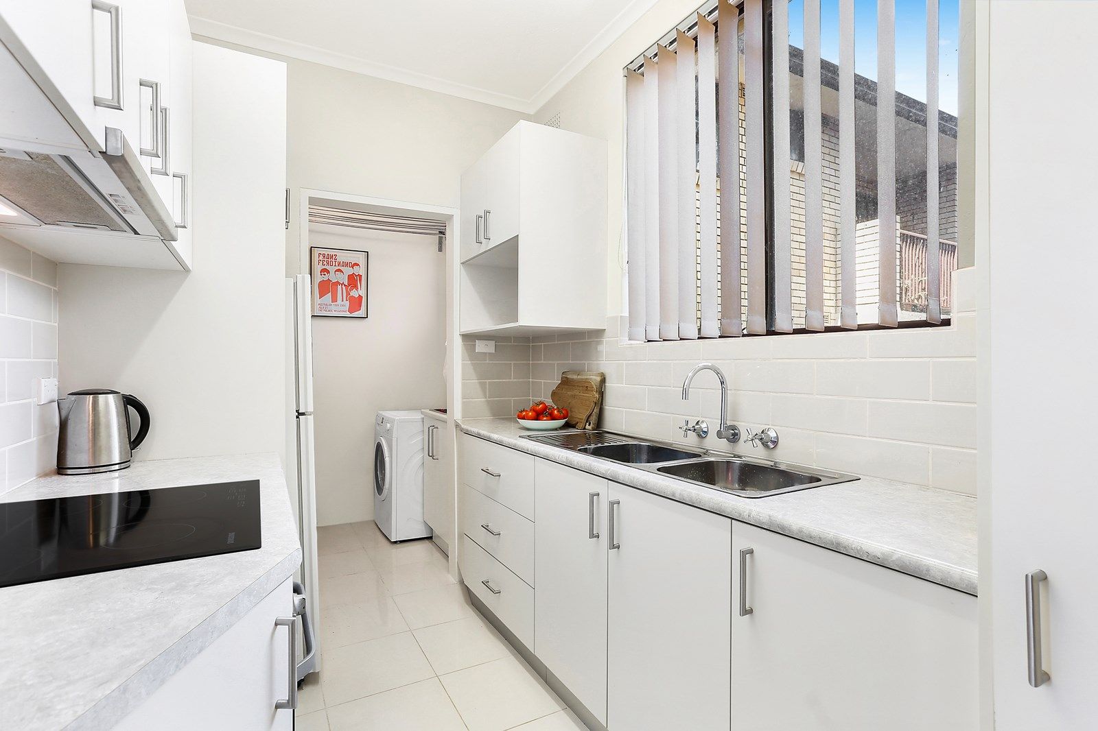 9/5-7 Willison Road, Carlton NSW 2218, Image 2