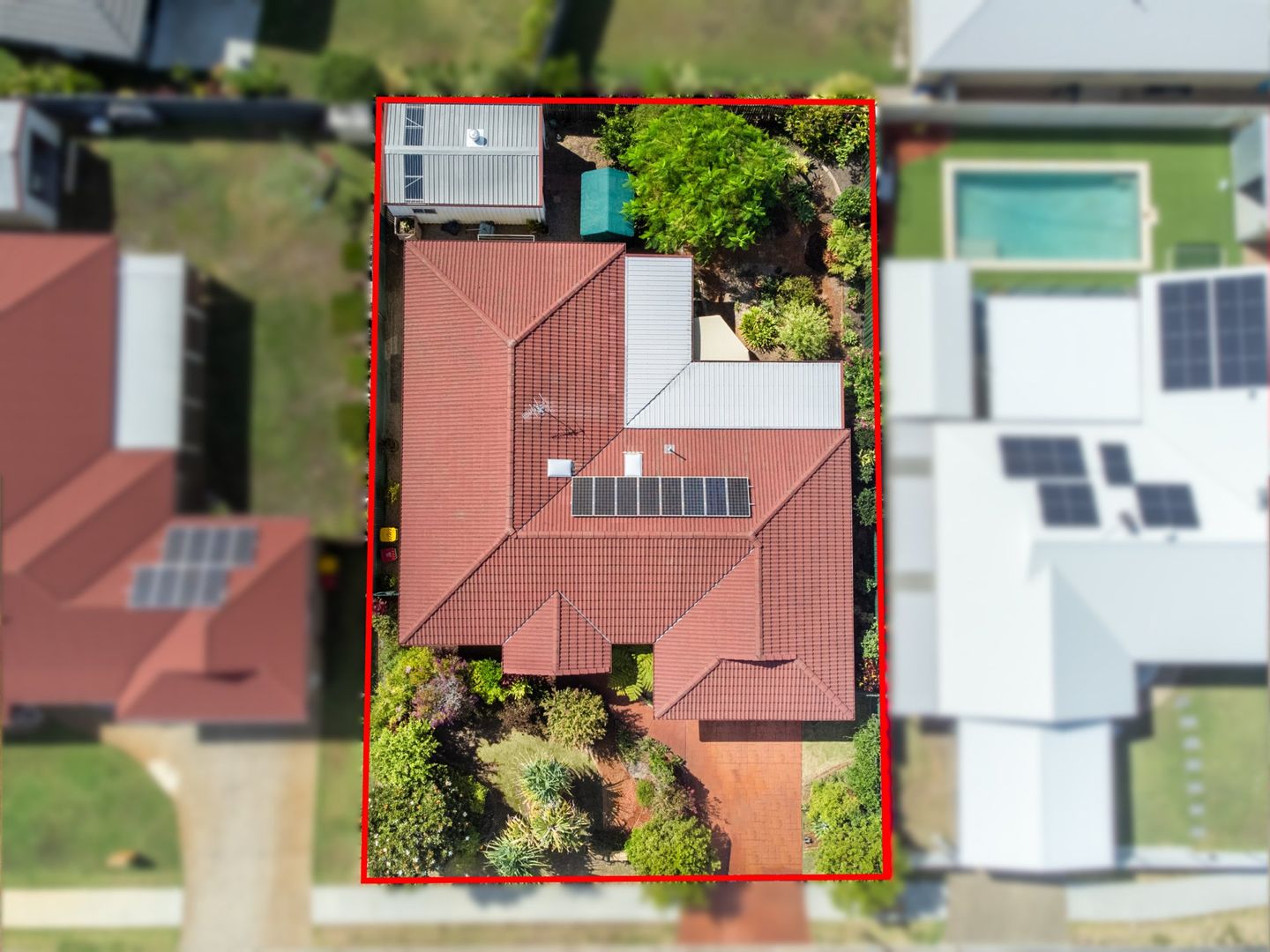 77 Jasmin Drive, Bongaree QLD 4507, Image 2