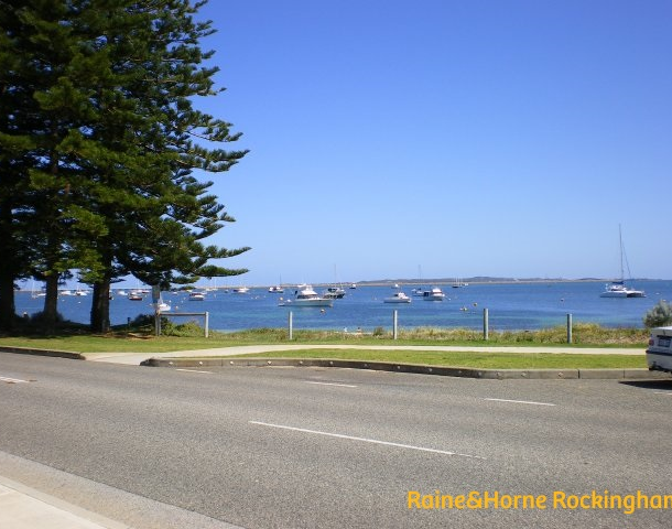 9 Esplanade , Rockingham WA 6168