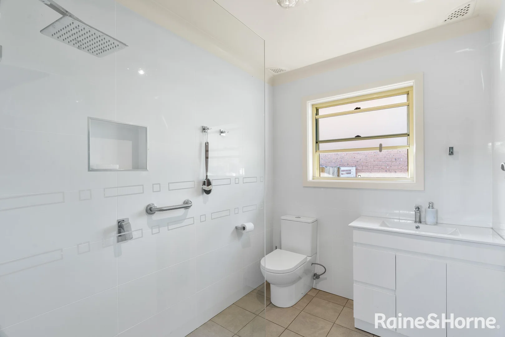 Additional image 11 of 75 Carroll Avenue, Mollymook Beach NSW 2539