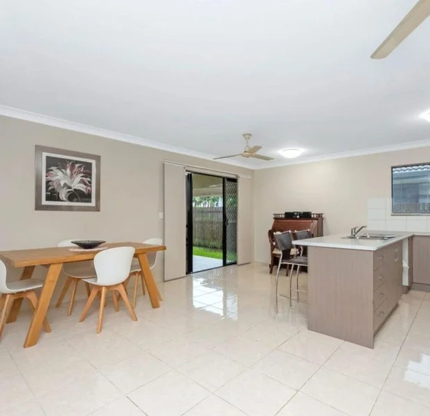 Additional image 3 of 32 Dundabella Dr, Deeragun QLD 4818