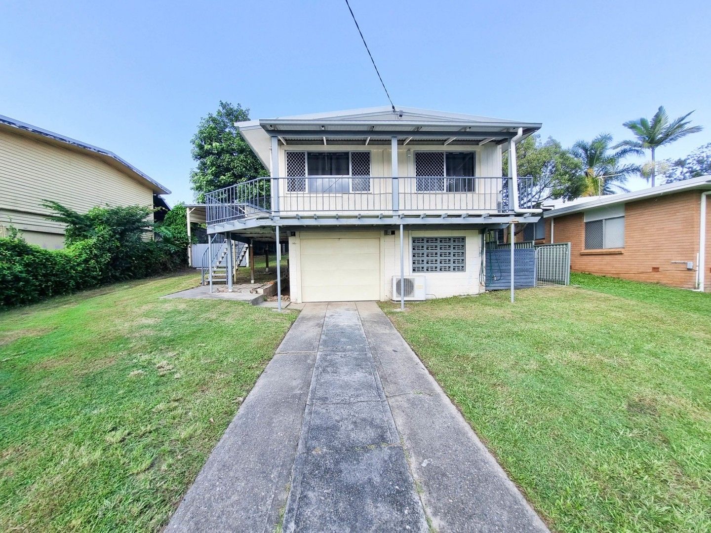 3 bedrooms House in 15 Rodlan Parade LABRADOR QLD, 4215