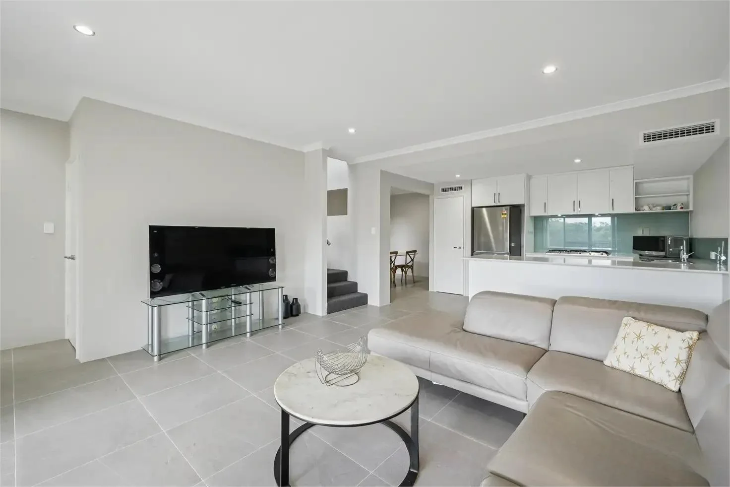 Additional image 2 of 164 Lyon Road, Aubin Grove WA 6164