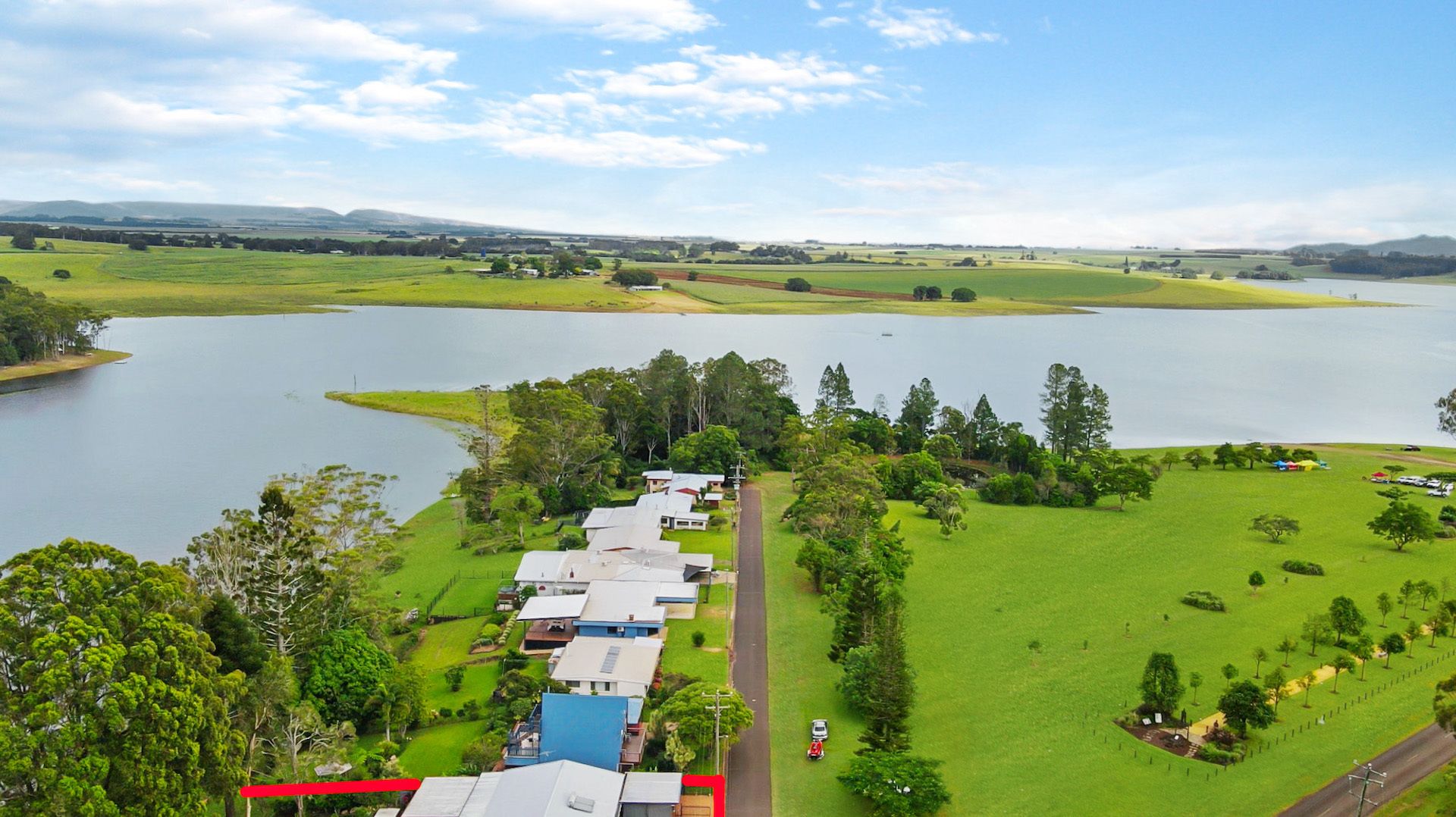 5 Lakeside Drive, Yungaburra QLD 4884, Image 2