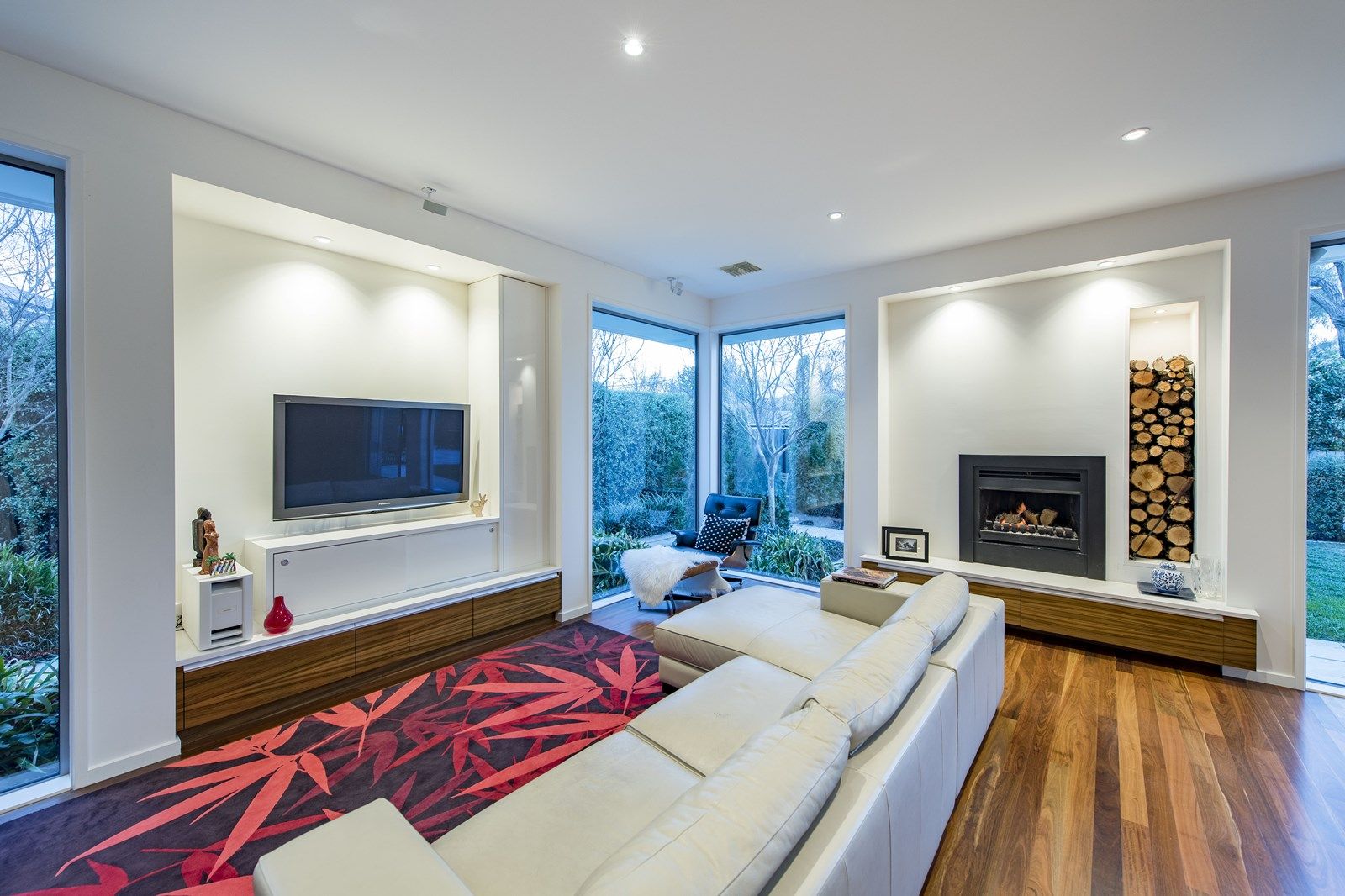 3 Macartney Crescent, Deakin ACT 2600, Image 2